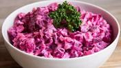 Салат из вареной свеклы с майонезом